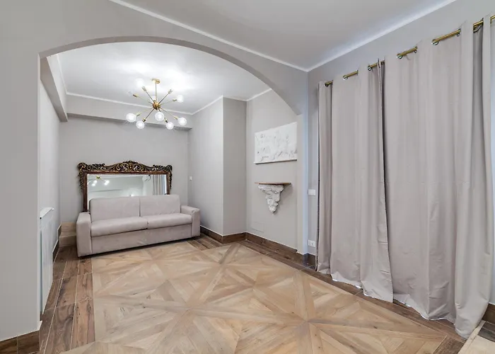 Vogue 4* Rome